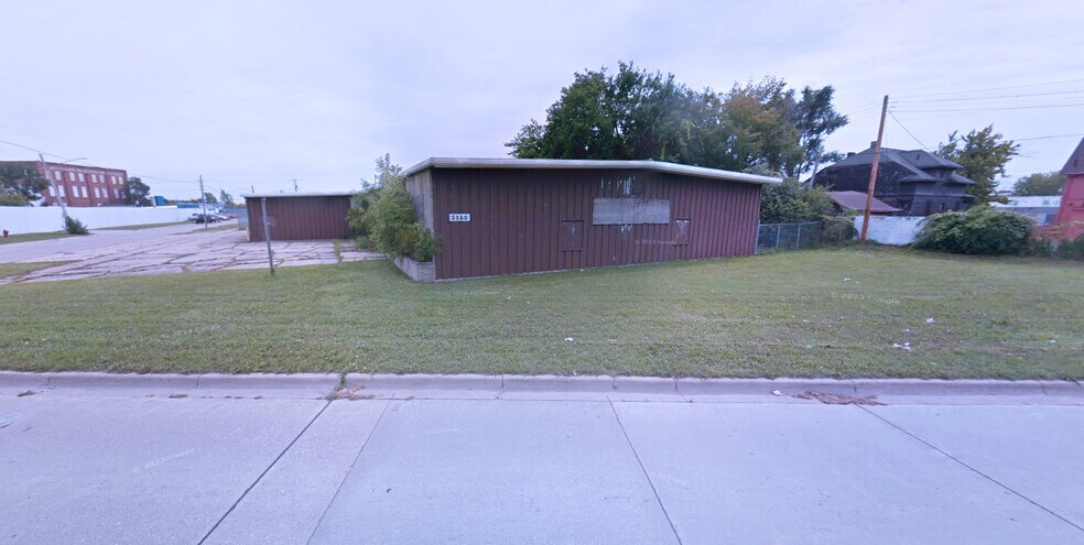 More Photos Of 2320 E Remington St, Saginaw Warehouse For Sale