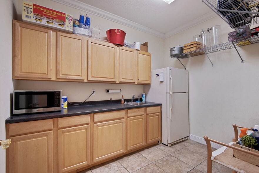 More Photos Of 3841 Turman Loop, Wesley Chapel Office For Lease