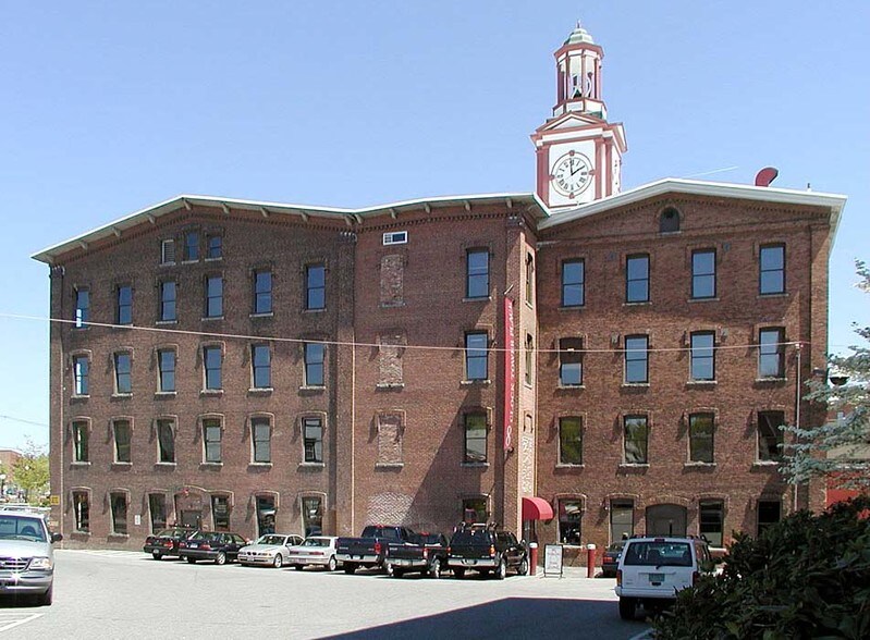 More Photos Of 7 Mill St, Maynard Office For Lease