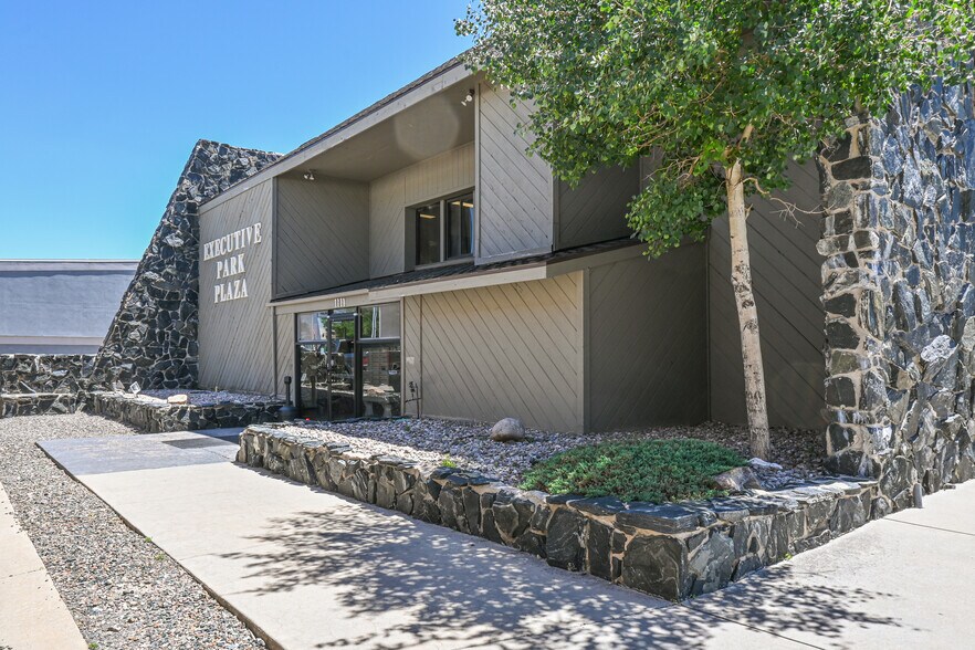 More Photos Of 1111 E Lincolnway, Cheyenne Loft Creative Space For Lease