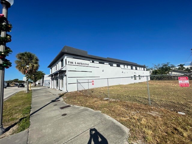 More Photos Of 2032-2036 N Dixie Hwy, West Palm Beach Apartments For Sale
