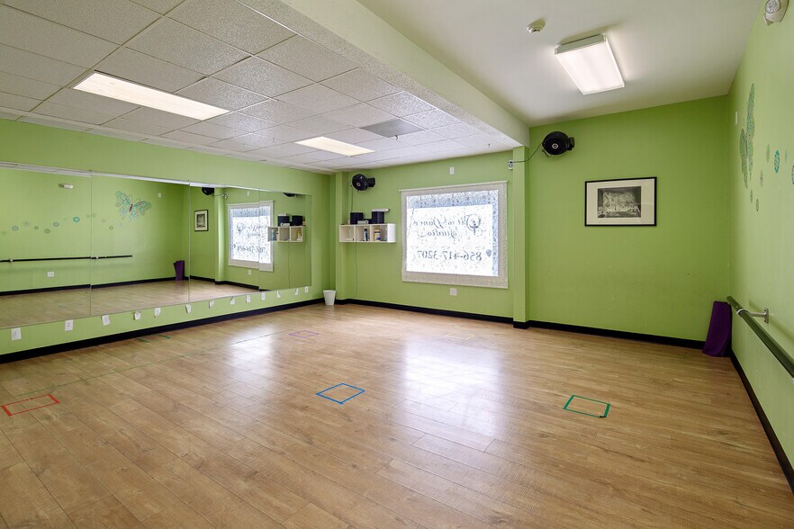 More Photos Of 1 S Main St, Mullica Hill Storefront Retail Office For Sale