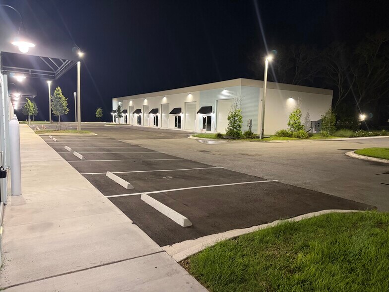 More Photos Of 5600 US Highway 1 N, Saint Augustine Showroom For Lease