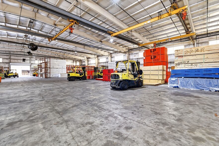 More Photos Of 722 Duck Lake Rd, Lady Lake Industrial For Sale