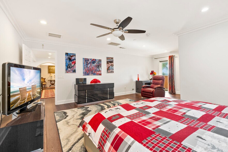 More Photos Of 1909 Cheyenne Cir, Oceanside Specialty For Sale