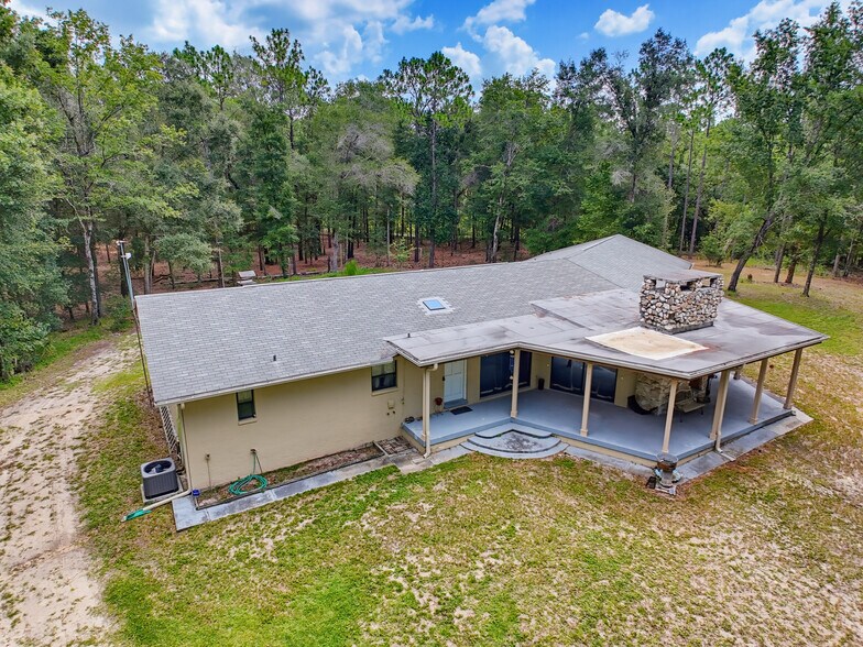 More Photos Of 26311 Willow St, Brooksville Specialty For Sale