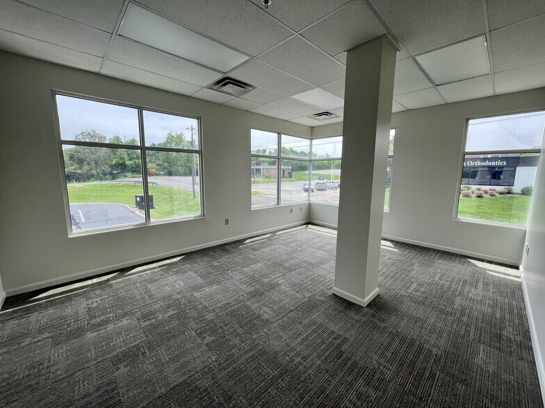 More Photos Of 109 S Northshore Dr, Knoxville Medical For Lease