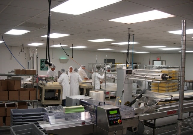 More Photos Of 740 Schneider Dr, South Elgin Manufacturing For Sale