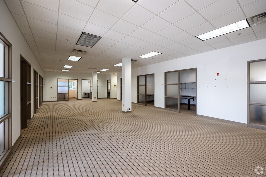 More Photos Of 1200 White St SW, Atlanta Office For Sale
