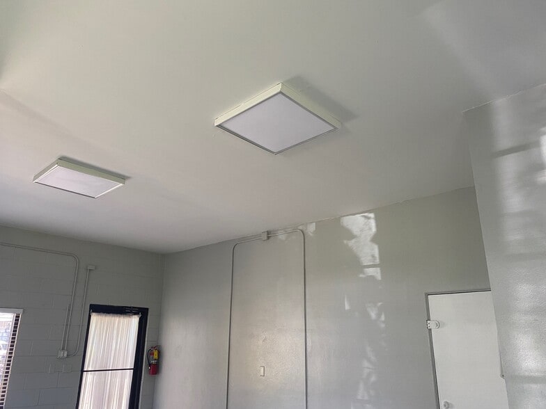 More Photos Of 2227 W Fairbanks Ave, Winter Park Office For Lease