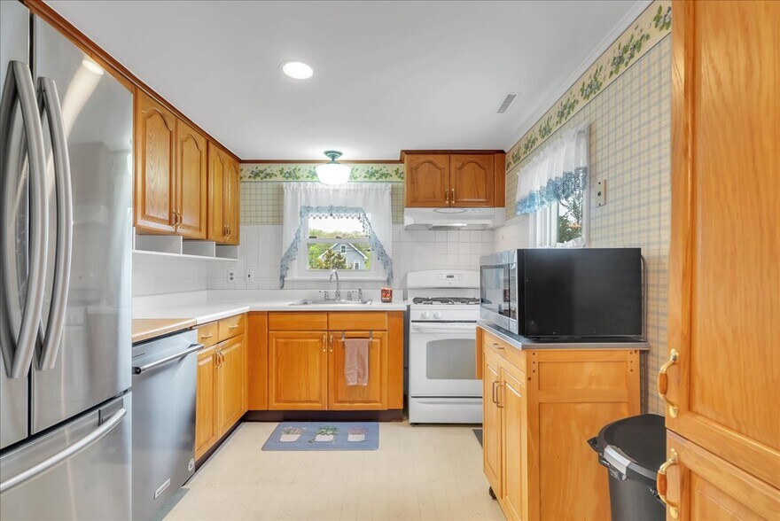 More Photos Of 47-49 Furnace ave, Wanaque Flex For Sale