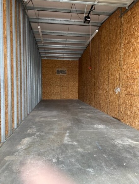 More Photos Of 6223 W Deschutes Ave, Kennewick Flex For Lease