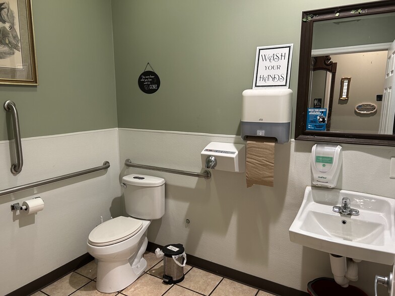 More Photos Of 8291 Savannah Hwy Hwy, Norway Restaurant For Sale