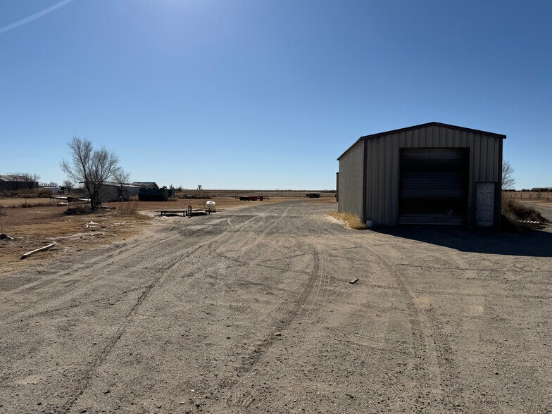 More Photos Of 12136 E Frederic Ave, Pampa Industrial For Sale