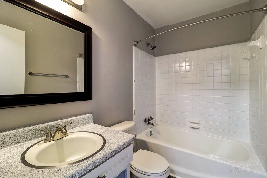More Photos Of 1655 N Atwood Dr, Macon-Bibb Apartments For Sale