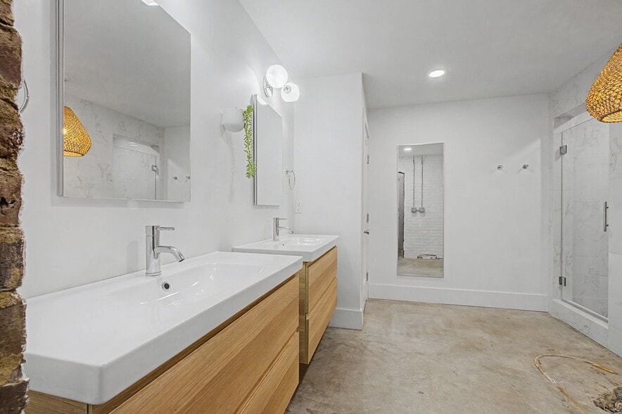 More Photos Of 1231 6th Ave N, Nashville Loft Creative Space For Lease