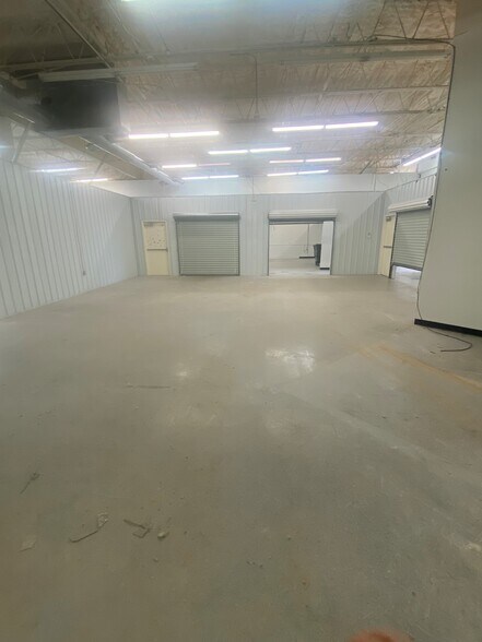 More Photos Of 5701 Yadkin Rd, Fayetteville Unknown For Lease