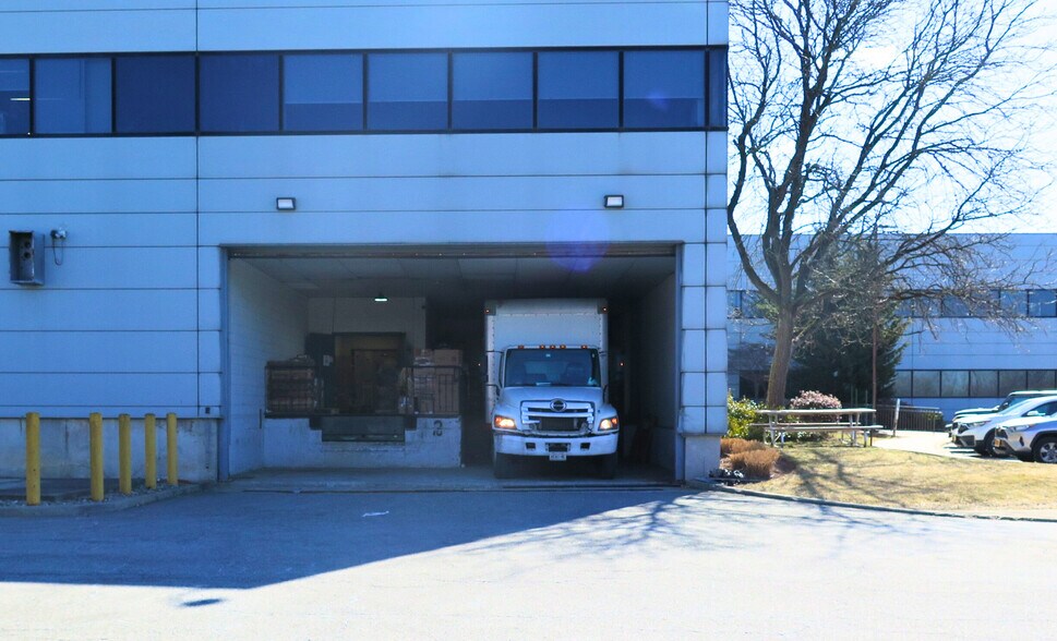 More Photos Of 425 Meadowlands Pky, Secaucus Warehouse For Sale