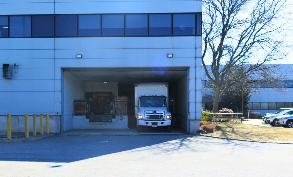 More Photos Of 425 Meadowlands Pky, Secaucus Warehouse For Sale