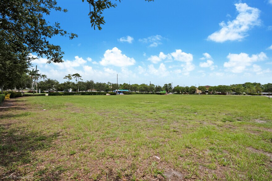 More Photos Of 12701 S Military Trl, Boynton Beach Freestanding For Lease