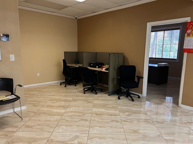 More Photos Of 6099 Stirling Rd, Davie Office Residential For Sale