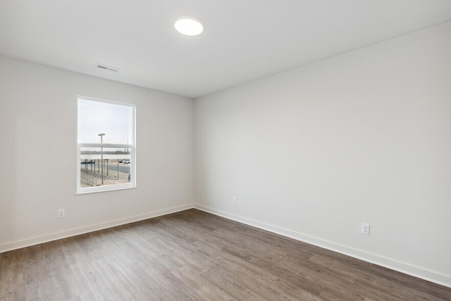 More Photos Of 3212-3244 S. Victoria St, Wichita Apartments For Sale
