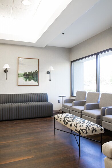 More Photos Of 200 Montgomery Hwy, Birmingham Office For Lease