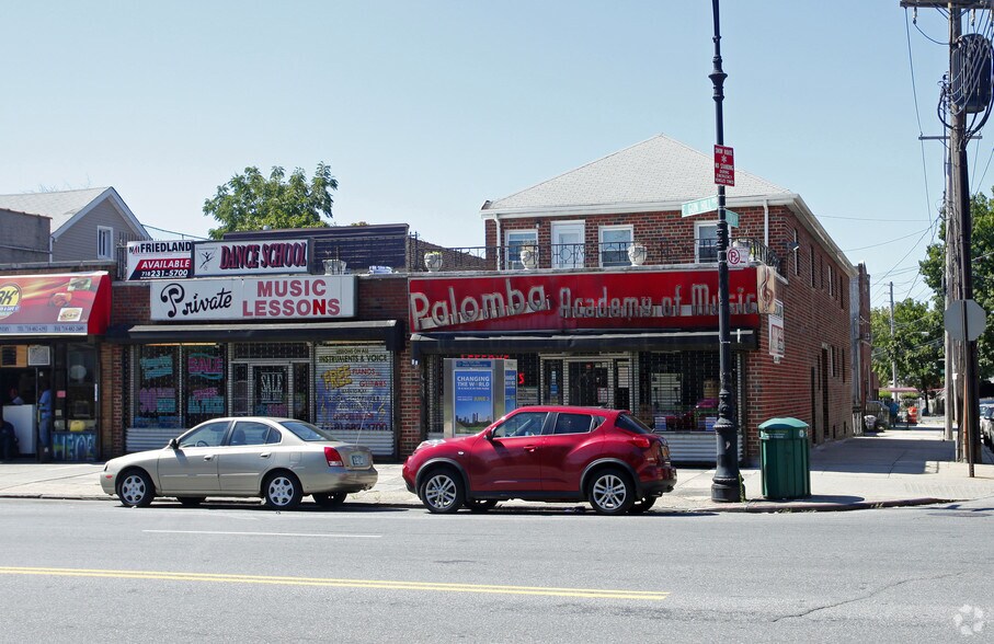 More Photos Of 974-976 E Gun Hill Rd, Bronx Storefront Retail Residential For Sale