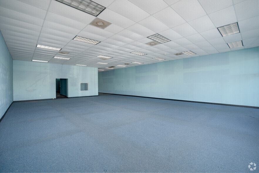 More Photos Of 3216-3254 E Broadway St, Pearland Unknown For Lease