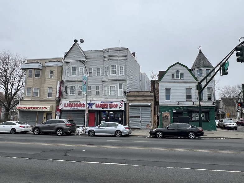 More Photos Of 524 Central Ave, Newark Storefront Retail Residential For Sale