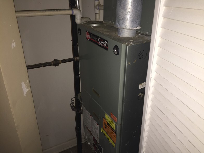 More Photos Of 2720 E 75th St, Chicago Apartments For Sale