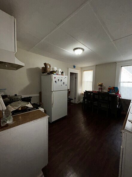 More Photos Of 140 Orange St, Waterbury Apartments For Sale