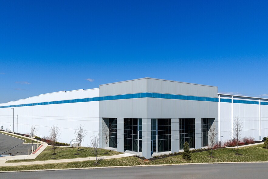 More Photos Of 1500 E 2nd St, Eddystone Warehouse For Lease