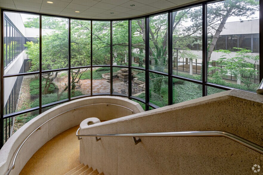 More Photos Of 21001 Van Born Rd, Taylor Office For Sale