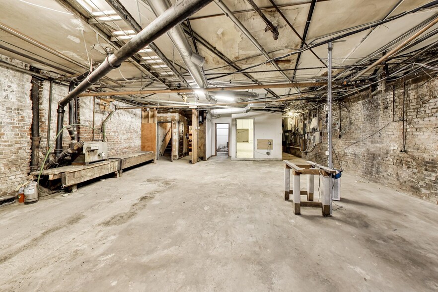 More Photos Of 217 Columbus Ave, San Francisco Restaurant For Lease