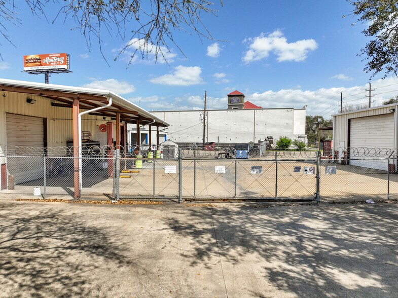 More Photos Of 115 Cinnamon Dr, Katy Flex For Sale