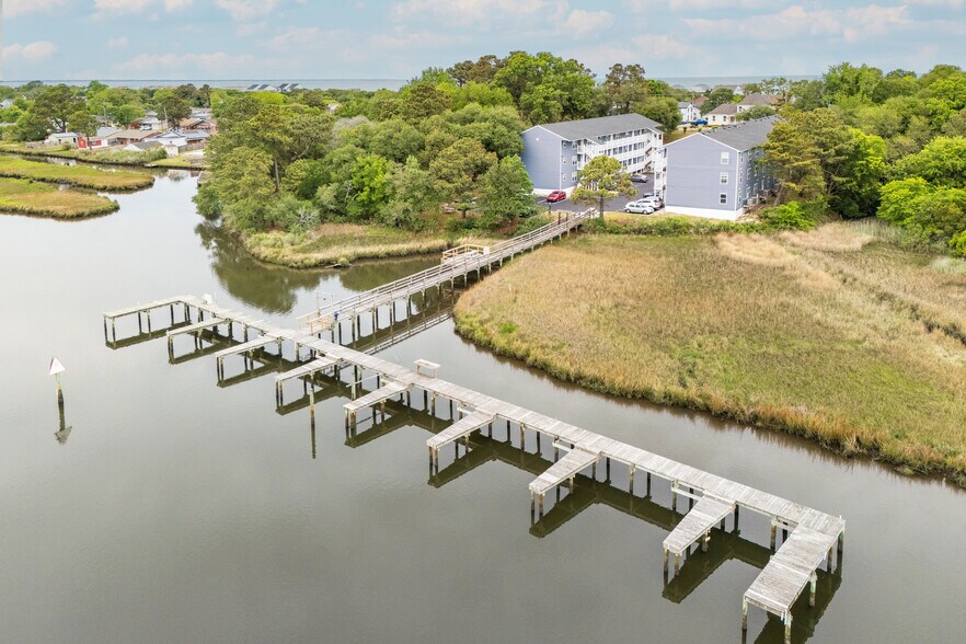 More Photos Of 2111 Pretty Lake Ave, Norfolk Apartments For Sale