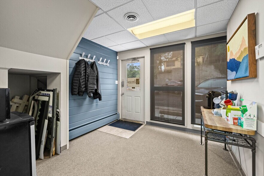 More Photos Of 801-807 14th St, Golden Office For Sale
