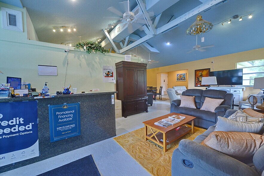 More Photos Of 6991 W Cardinal St, Homosassa Medical For Sale