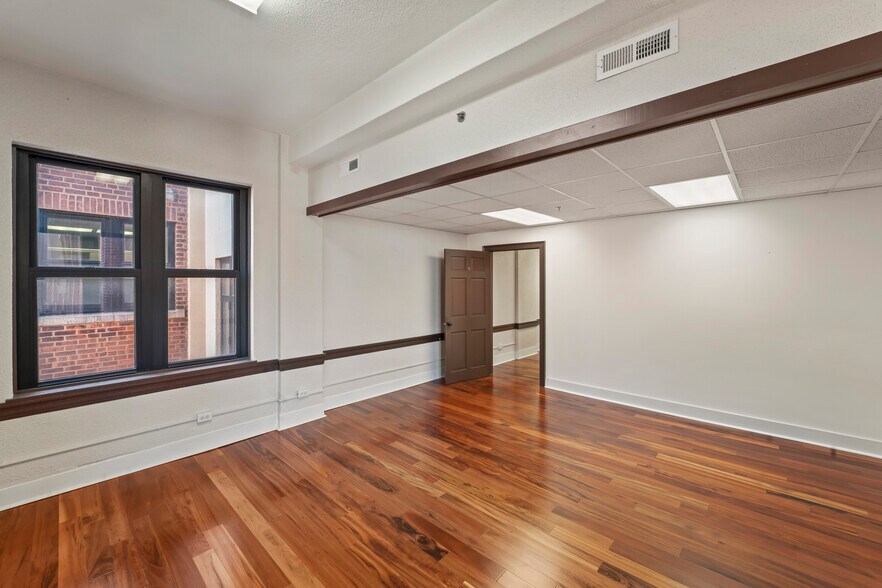 More Photos Of 216 Crown St, New Haven Office For Sale