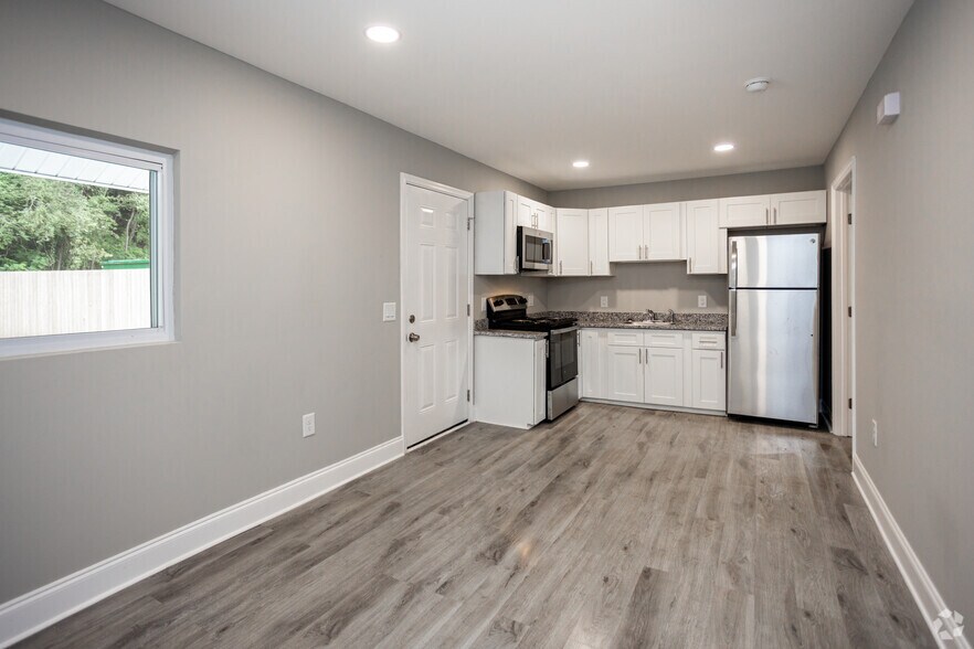 More Photos Of 2300 Davenport Rd, Knoxville Apartments For Sale