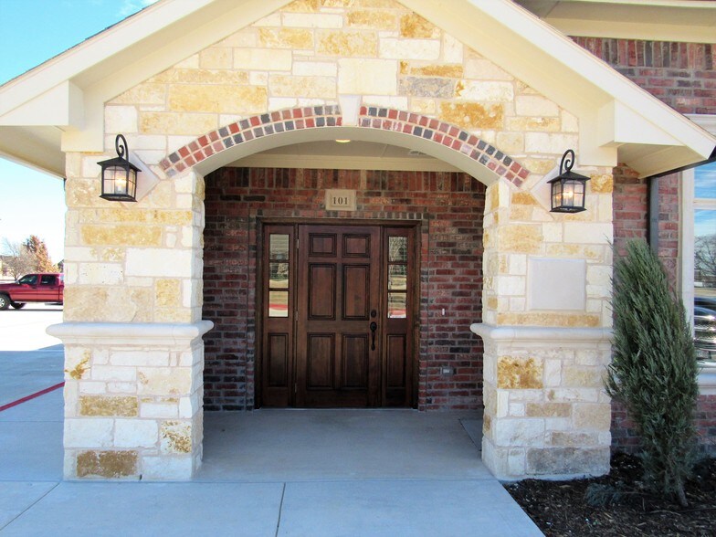 More Photos Of 8951 Collin McKinney Pky, McKinney Medical For Lease