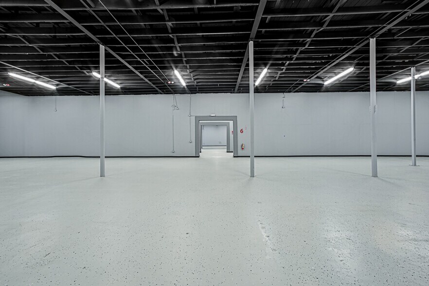 More Photos Of 102 S Shaver St, Pasadena Warehouse For Sale