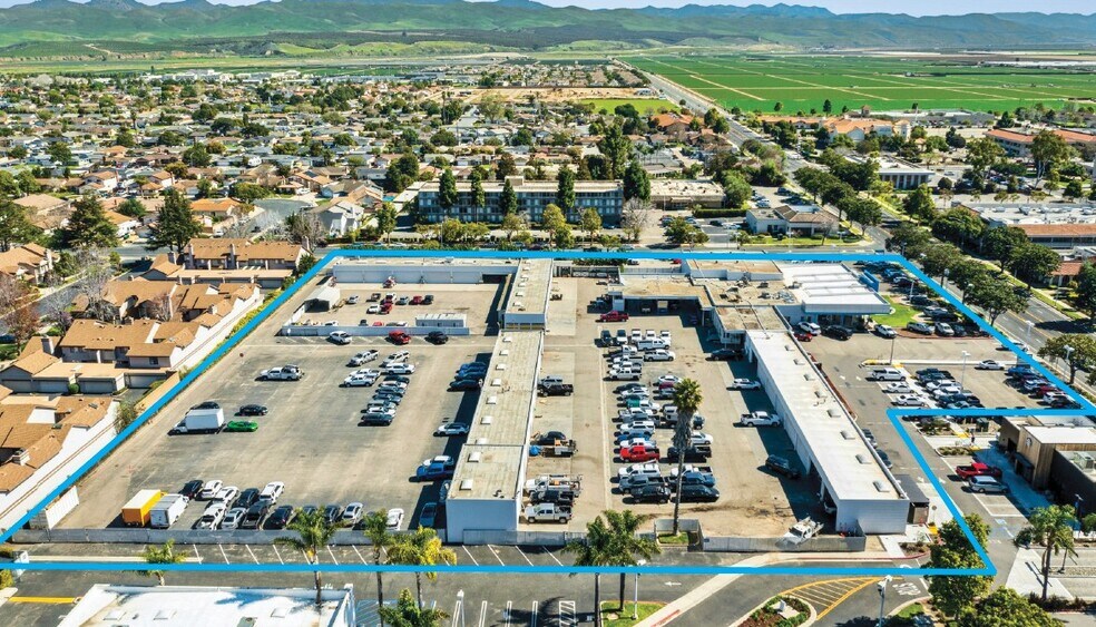 More Photos Of 1313 E Main St, Santa Maria Auto Dealership For Lease