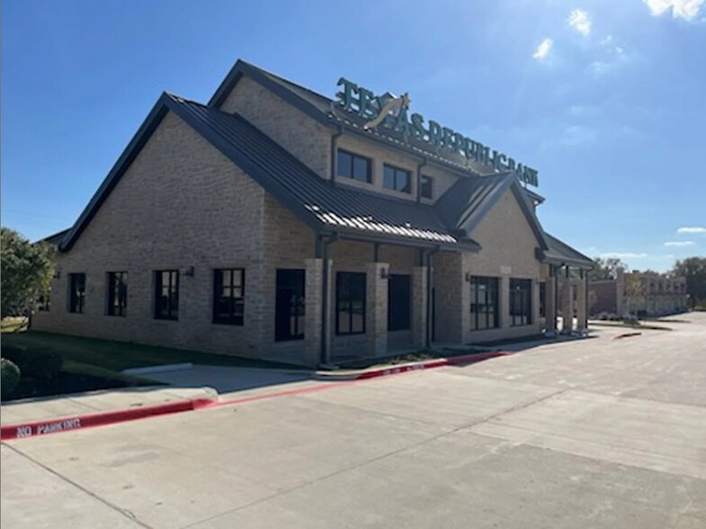 More Photos Of 2220 Sam Rayburn Hwy, Melissa Medical For Lease