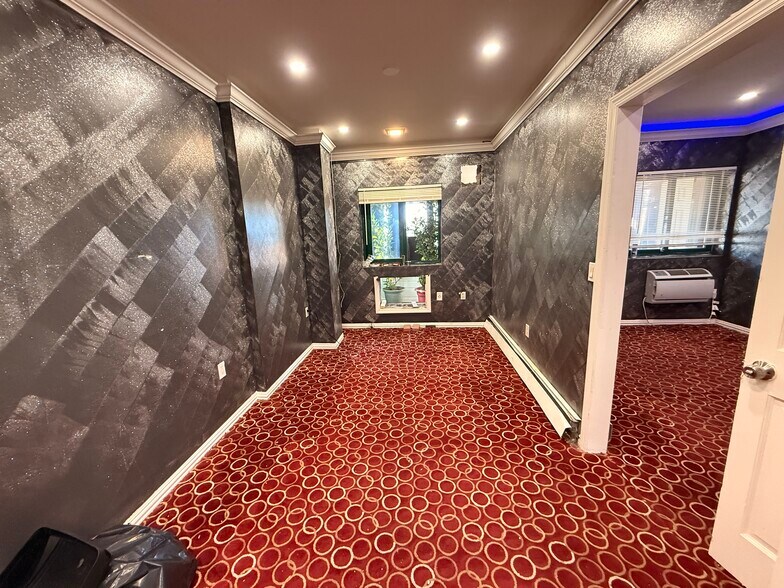 More Photos Of 40-04 73rd St, Woodside Office For Lease
