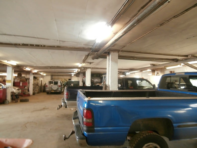 More Photos Of 19 Summer St, Dover-Foxcroft Auto Dealership For Sale