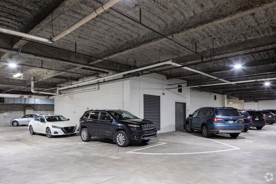 More Photos Of 895 Central Ave, Cincinnati Loft Creative Space For Lease