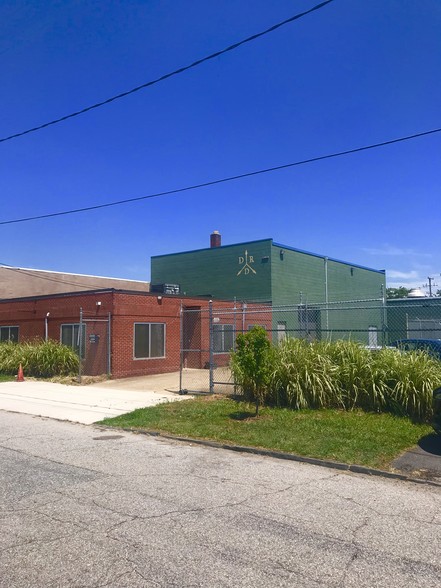 Primary Photo Of 312 W 24th St, Norfolk Warehouse For Lease