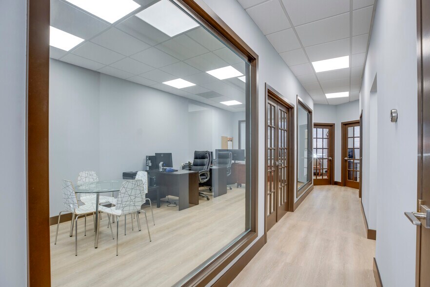 More Photos Of 7008 Little River Tpke, Annandale Medical For Sale